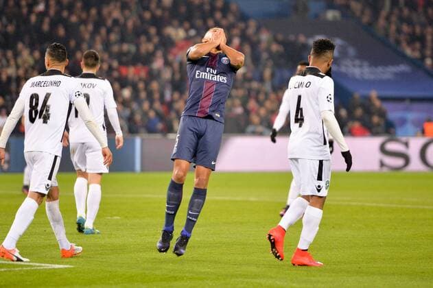 Fußball, CL, Paris St. Germain - Ludogorez Rasgrad 05 MARQUINHOS (psg) - Paris, Frankreich - FUssball, Champions League, Paris Saint Germain PSG vs. PFC Ludogorets Razgrad - 06 12 2016 AnthonyBIBARD FEP Panoramic 