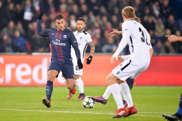 Fußball, CL, Paris St. Germain - Ludogorez Rasgrad 21 HATEM BEN ARFA (psg) - Paris, Frankreich - Fussball, Champions League, Paris Saint Germain PSG vs. PFC Ludogorets Razgrad - 06 12 2016 AnthonyBIBARD FEP Panoramic 