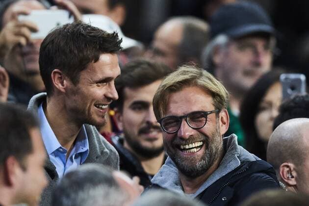 06.12.2016, xslx, Fussball UEFA Champions League, FC Barcelona Barca - Borussia Moenchengladbach, emspor, v.l. Sebastian Kehl mit Juergen Klopp vor Spielbeginn in Barcelona
