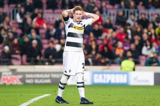 VfL Borussia Monchengladbach s Andre Hahn during Champions League match between Futbol Club Barcelona and VfL Borussia Mönchengladbach at Camp Nou Stadium in Barcelona , Spain. December 06, 2016.  (20161206125)