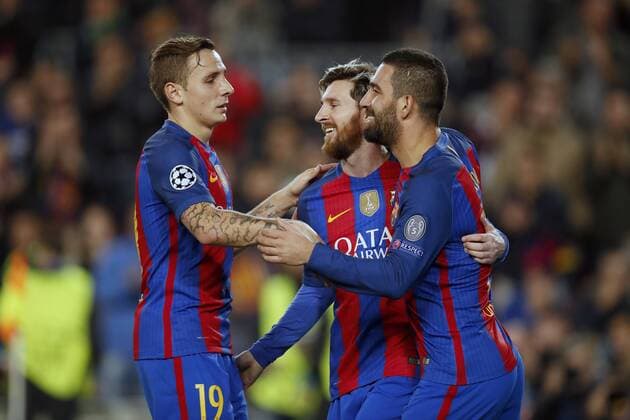 (L-R) Lucas Digne of FC Barcelona Barca Lionel Messi of FC Barcelona, Arda Turan of FC Barcelonaduring the UEFA Champions League group C match between FC Barcelona and Borussia Monchengladbach on December 06, 2016 at the Camp Nou stadium in Barcelona, Spain. FC Barcelona v Borussia Monchengladbach UEFA Champions League 2016 2017 xVIxxIVx 6717237
