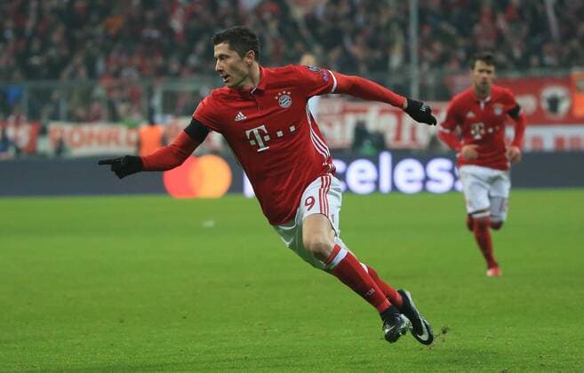 06.12.2016, CL, FCB vs Atletico Madrid, Allianz Arena Muenchen, im Bild: Jubel zum 1:0 durch Robert Lewandowski (FCB)