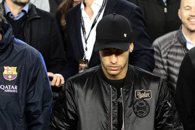 06.12.2016. Nou Camp, Barcelona, Spain, UEFA Champions League group stages. FC Barcelona Barca versus Borrusia Moenchengladbach. Neymar praying during the minute of silence for the brazilian players. xangelxboludax  ActionPlus11817685