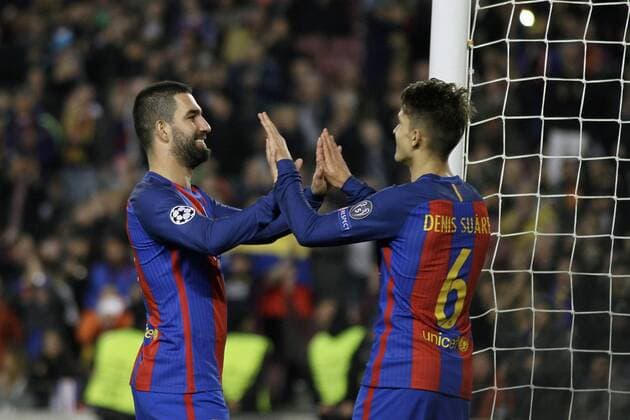 06.12.2016. Nou Camp, Barcelona, Spain, UEFA Champions League group stages. FC Barcelona Barca versus Borrusia Moenchengladbach. Arda celering his second goal with Denis Suarez xangelxboludax  ActionPlus11817696