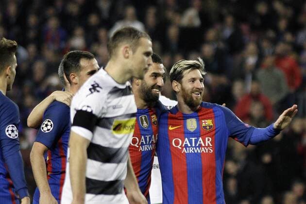 06.12.2016. Nou Camp, Barcelona, Spain, UEFA Champions League group stages. FC Barcelona Barca versus Borrusia Moenchengladbach. Arda and Messi celebrating their third goal of the match xangelxboludax  ActionPlus11817697