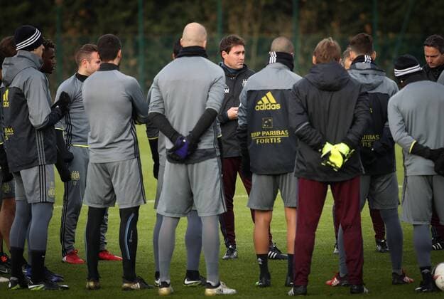Anderlecht s head coach Rene Weiler pictured during a training session of Belgian soccer team RSC Anderlecht in Brussels, Wednesday 07 December 2016. Tomorrow Anderlecht is playing the sixth and last game in the group stage (group C) of the UEFA Europa League competition against French club AS Saint-Etienne. Anderlecht is leader of the group and already qualified for the next stage. VIRGINIExLEFOUR  x04992032x