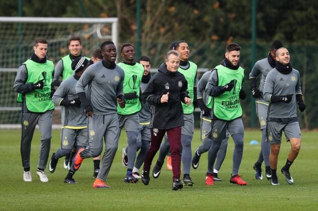 Anderlecht s players pictured during a training session of Belgian soccer team RSC Anderlecht in Brussels, Wednesday 07 December 2016. Tomorrow Anderlecht is playing the sixth and last game in the group stage (group C) of the UEFA Europa League competition against French club AS Saint-Etienne. Anderlecht is leader of the group and already qualified for the next stage. VIRGINIExLEFOUR  x04992025x