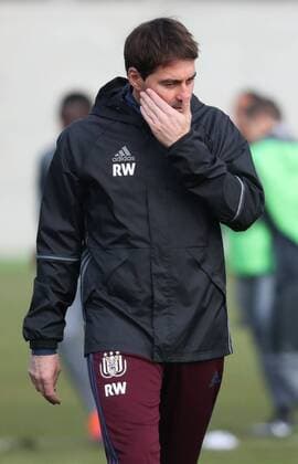 Anderlecht s head coach Rene Weiler pictured during a training session of Belgian soccer team RSC Anderlecht in Brussels, Wednesday 07 December 2016. Tomorrow Anderlecht is playing the sixth and last game in the group stage (group C) of the UEFA Europa League competition against French club AS Saint-Etienne. Anderlecht is leader of the group and already qualified for the next stage. VIRGINIExLEFOUR  x04991996x