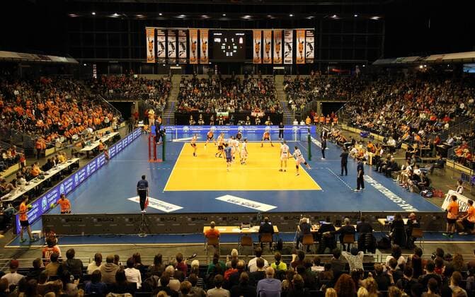 Sportstätte Max Schmeling Halle Übersicht Zuschauer Totale Volleyball CEV CL Championsleague Herren Saison 2016 2017 06.12.2016 BR Volleys Berlin BRV vs. Cucine Lube Civitanova