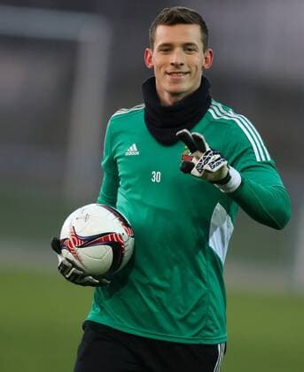 SOCCER - UEFA EL, Rapid vs Bilbao, preview VIENNA,AUSTRIA,07.DEC.16 - SOCCER - UEFA Europa League, group stage, SK Rapid Wien vs Athletic Club Bilbao, preview, training of Rapid. Image shows Richard Strebinger (Rapid). GEPAxpictures xPhilippxBrem