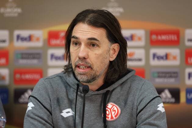 MARTIN SCHMIDT PRESSEKONFERENZ MAINZ 05 MAINZ 