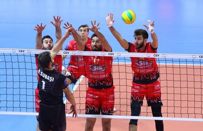 Halkbank (Turkey) vs Sir Sicoma Colussi Perugia (Italy) the CEV Men s European Champions League Volleyball match, December 7, 2016 in Ankara, Turkey. (  Copyright: MertxBulentxUcmax-xDepoxPhotos 15577191