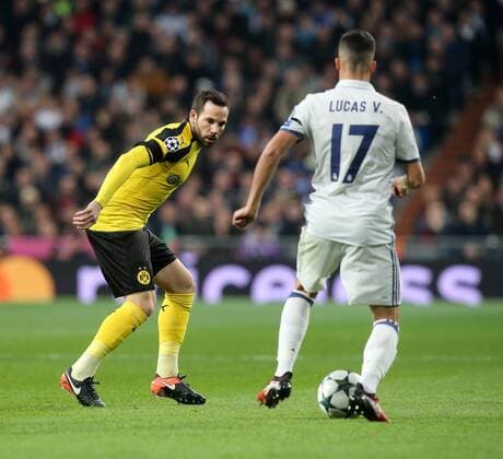 Gonzalo Castro (Borussia Dortmund 27) Lucas Vazquez ( Real Madrid 17 ), Real Madrid - Borussia Dortmund, UEFA Champions League, Fussball, 07.12.2016, Madrid Copyright: xLangerx xEibner-Pressefotox EP_HLR