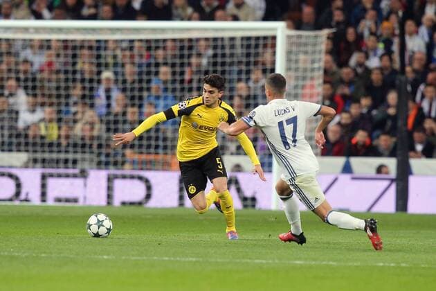 Marc Bartra (Borussia Dortmund 5) Lucas Vazquez ( Real Madrid 17 ), Real Madrid - Borussia Dortmund, UEFA Champions League, Fussball, 07.12.2016, Madrid Copyright: xLangerx xEibner-Pressefotox EP_HLR