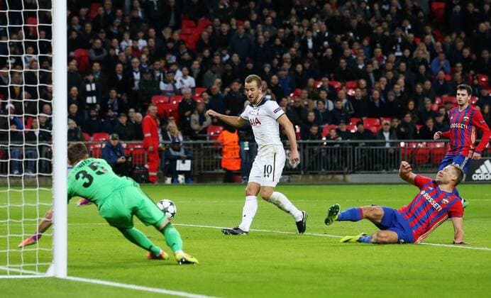 Tottenham s Harry Kane scoring his sides second goal during the Champions League group match at Wembley Stadium, London. Picture date December 7th, 2016 DavidKlein Sportimage EDITORIAL USE ONLY. No use with unauthorised audio, video, data, fixture lists, club league logos or live services. Online in-match use limited to 120 images, no video emulation. No use in betting, games or single club league player publications.