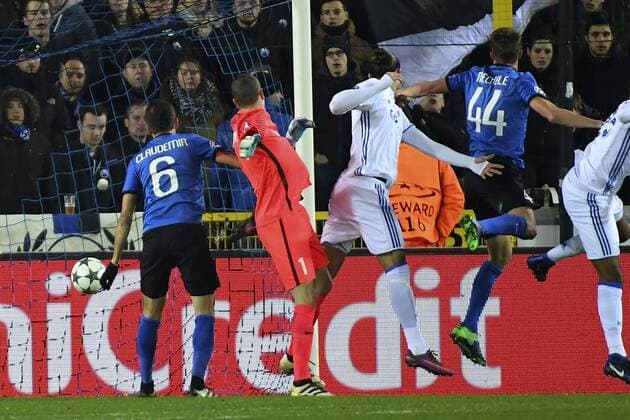 Ludovic Butelle goalkeeper of Club Brugge, Erik Johansson of FC Kobenhavn scores a goal FOOTBALL : FC Brügge vs FC Kopenhagen - Champions League - 07 12 2016 PhotoNews Panoramic  665586699