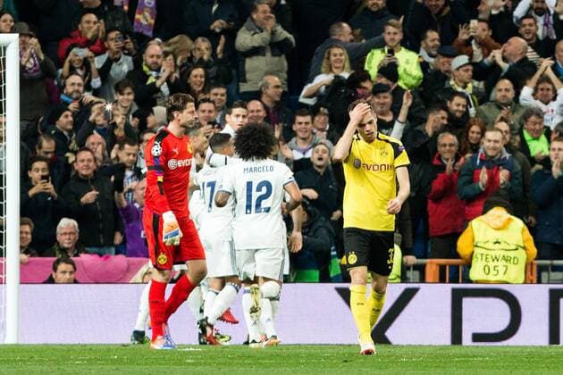 Borussia Dortmund Roman Weidenfeller, Julian Weigl ,Real Madrid s Marcelo Vieira, Karim Benzema during Champions League match between Real Madrid and Borussia Dortmund at Santiago Bernabeu Stadium in Madrid , Spain. December 07, 2016.  (20161207002)