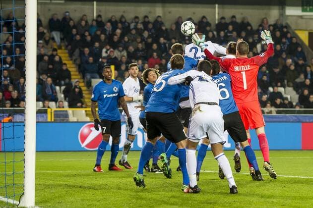 Fußball, CL, FC Brügge - FC Kopenhagen Mathias Jorgensen of FC Kopenhagen (M) scoresduring the UEFA Champions League group G match between Club Brugge and FC Kopenhagen on December 07, 2016 at the Jan Breydel stadium in Bruges, Belgium. Club Brugge v FC Kopenhagen UEFA Champions League 2016 2017 xVIxGerritxvanxKeulenxIVx 6721830