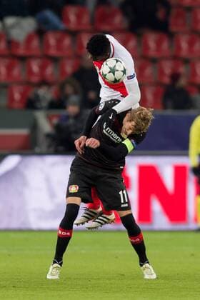 Leverkusen, Germany 07.12.2016, UEFA Champions League - 2016 17 Season, Group E - Matchday 6, Bayer 04 Leverkusen - AS Monaco FC, Jemerson (MCO) und Stefan Kiessling (Leverkusen) im zweikampf ( DeFodi001