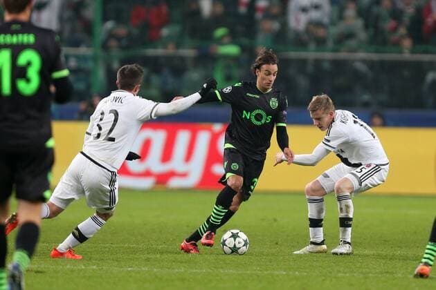 Fußball, CL, Legia Warschau - Sporting Lissabon 07.12.2016 WARSZAWA, FOOTBALL, UEFA CHAMPIONS LEAGUE - LEGIA WARSZAWA - SPORTING LISBON: MIROSLAV RADOVIC LAZAR MARKOVIC MICHAL KOPCZYNSKI  161207PYK0141