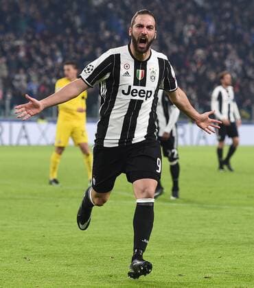 Fußball, CL, Juventus Turin - Dinamo Zagreb Mg Torino 07 12 2016 - Champions League Juventus-Dinamo Zagabria: Torjubel Gonzalo Higuain 