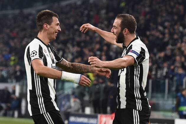 Fußball, CL, Juventus Turin - Dinamo Zagreb Mg Torino 07 12 2016 - Champions League Juventus-Dinamo Zagabria: Torjubel Gonzalo Higuain 