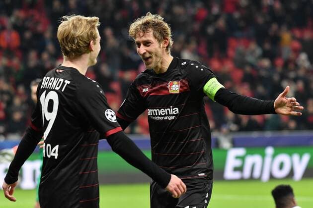 GER, Bayer 04 Leverkusen (GER) vs. AS Monaco (FRA) 07.12.2016, BayArena, Leverkusen, Gruppe E, GER, Bayer 04 Leverkusen (GER) vs. AS Monaco (FRA) im Bild: freut sich über das 2:0 Stefan Kiessling (Leverkusen 11), li der Torschütze Julian Brandt (Leverkusen 19), nordphotox xMeuter