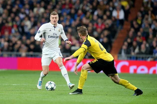 Fußball, CL, Real Madrid - Borussia Dortmund Toni Kroos ( Real Madrid 8 ) Lukasz Piszczek (Borussia Dortmund 26), Real Madrid - Borussia Dortmund, UEFA Champions League, Fussball, 07.12.2016, Madrid Copyright: xLangerx xEibner-Pressefotox EP_HLR