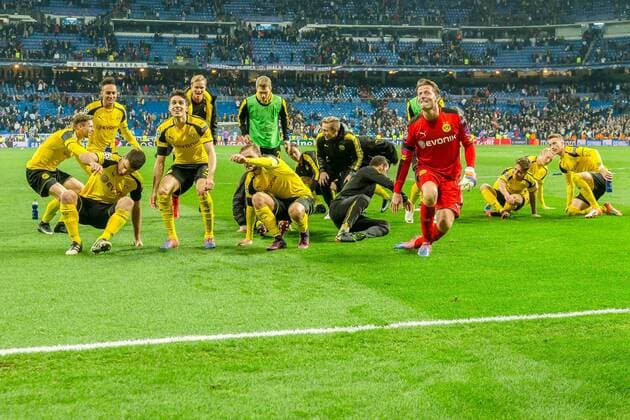 Madrid, Spain 07.12.2016, UEFA Champions League - 2016 17 Season, Group F - Matchday 6, Real Madrid - BV Borussia Dortmund, schlussjubel Dortmund ( DeFodi048