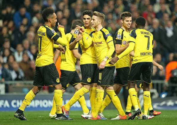 07.12.2016, Fussball Champions-League 2016 2017, Vorrunde 6.Spieltag, Real Madrid - Borussia Dortmund im Estadio Santiago Bernabeu Madrid (Spanien). Jubel Dortmund zum Tor zum 2:2 