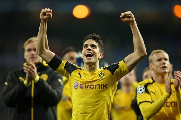07.12.2016, Fussball Champions-League 2016 2017, Vorrunde 6.Spieltag, Real Madrid - Borussia Dortmund im Estadio Santiago Bernabeu Madrid (Spanien). Schlussjubel Marc Bartra Aregall (Dortmund) 