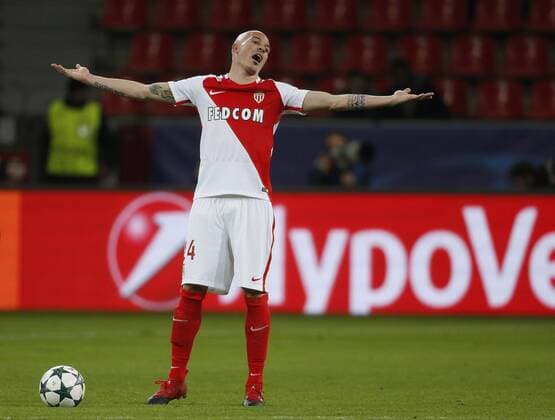 Leverkusen, Deutschland, UEFA - CL , Spieltag 6 , International, Bayer Leverkusen - AS Monaco FC 3-0 am 07.12 .2016 in der Bay - Arena in Leverkusen Andrea RAGGI (ASM)