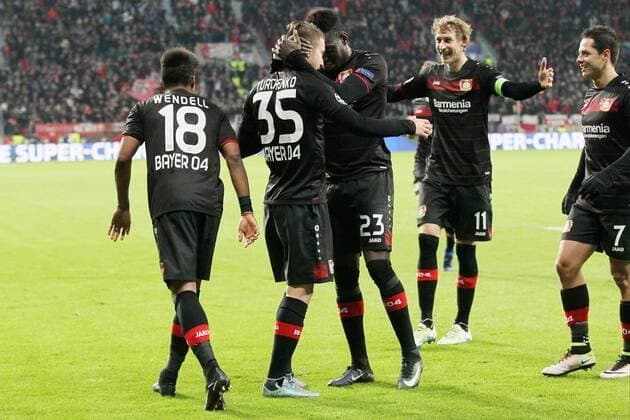 Torjubel ueber das Tor zum 1:0 durch Vladen Yurchenko ( 35, Bayer 04 Leverkusen) mit Danny da Costa ( 23, Bayer 04 Leverkusen), Wendell ( 18, Bayer 04 Leverkusen), Stefan Kiessling ( 11, Bayer 04 Leverkusen) und Javier Chicharito Hernandez ( 7, Bayer 04 Leverkusen), Bayer 04 Leverkusen vs AS Monaco, Fussball, UEFA Champions League, 07.12.2016, Leverkusen Copyright: xDeutzmann Eibner-Pressefotox EP_CDN