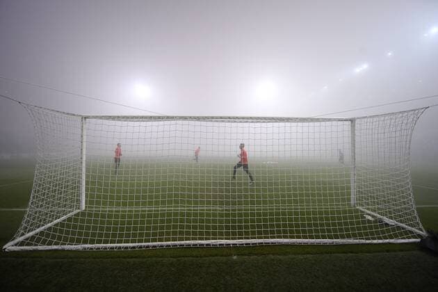 Fußball, EL, US Sassuolo Calcio - KRC Genk, Spielausfall wegen Nebels Illustration picture shows the fog before the sixth and last game of the group stage of the Europa League competition, in Group F, between Italian Club Sassuolo and Belgian first league soccer team KRC Genk in Parma, Italy, Thursday 08 December 2016. YORICKxJANSENS  x04993771x