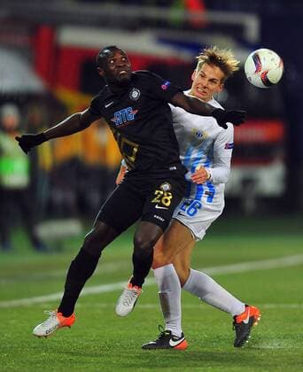 Osmanlispor s Dzon Delarge and Zurich s Cedric Brunner during a UEFA European League, group L soccer match, between Osmanlispor and Zurich at Osmanli Stadyumu in Ankara, 12th of December, 2016. (  Copyright: HikmetxSaatci 15577826
