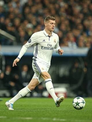 07.12.2016, Fussball Champions-League 2016 2017, Vorrunde 6.Spieltag, Real Madrid - Borussia Dortmund im Estadio Santiago Bernabeu Madrid (Spanien). Toni Kroos (Real Madrid) 