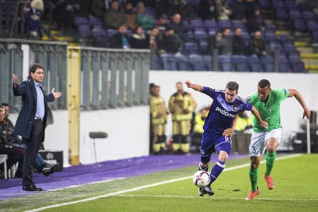 Anderlecht s head coach Rene Weiler reacts as, Anderlecht s Alexandru Chipciu and Saint-Etienne s Pierre-Yves Polomat fight for the ball during the sixth and last game in the group stage (group C) of the UEFA Europa League competition between Belgian soccer club RSC Anderlecht and French club AS Saint-Etienne, in Brussels, Thursday 08 December 2016. Anderlecht is already qualified for the next stage. LAURIExDIEFFEMBACQ  x04993924x