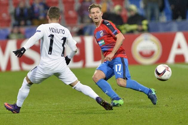 Venuto of Austria, left, and Patrik Hrosovsky of Pilsen in action during the European league, 6th round, FC Viktoria Plzen vs Austria Wien match in Pilsen, Czech Republic, on Thursday, December 8, 2016. (CTKxPhoto MiroslavxChaloupka) CTKPhotoP201612080970701  _CHA8316