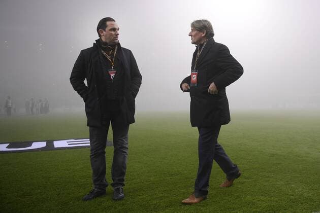 Fußball, EL, US Sassuolo Calcio - KRC Genk, Spielausfall wegen Nebels Genk s technical director Dimitri De Conde and Genk s general director Patrick Janssens pictured before the sixth and last game of the group stage of the Europa League competition, in Group F, between Italian Club Sassuolo and Belgian first league soccer team KRC Genk in Parma, Italy, Thursday 08 December 2016. YORICKxJANSENS  x04993971x