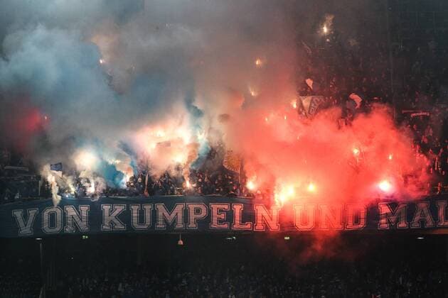 SOCCER - UEFA EL, RBS vs Schalke SALZBURG,AUSTRIA,08.DEC.16 - SOCCER - UEFA Europa League, group stage, Red Bull Salzburg vs FC Schalke 04. Image shows fans of Schalke. GEPAxpictures xFelixxRoittner