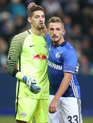 SOCCER - UEFA EL, RBS vs Schalke SALZBURG,AUSTRIA,08.DEC.16 - SOCCER - UEFA Europa League, group stage, Red Bull Salzburg vs FC Schalke 04. Image shows Cican Stankovic (RBS) and Donis Avdijaj (Schalke). GEPAxpictures xThomasxBachun