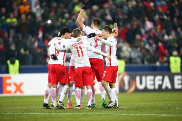 SOCCER - UEFA EL, RBS vs Schalke SALZBURG,AUSTRIA,08.DEC.16 - SOCCER - UEFA Europa League, group stage, Red Bull Salzburg vs FC Schalke 04. Image shows the rejoicing of RBS. GEPAxpictures xFelixxRoittner