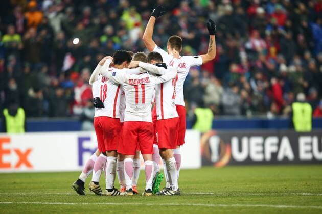 SOCCER - UEFA EL, RBS vs Schalke SALZBURG,AUSTRIA,08.DEC.16 - SOCCER - UEFA Europa League, group stage, Red Bull Salzburg vs FC Schalke 04. Image shows the rejoicing of RBS. GEPAxpictures xFelixxRoittner