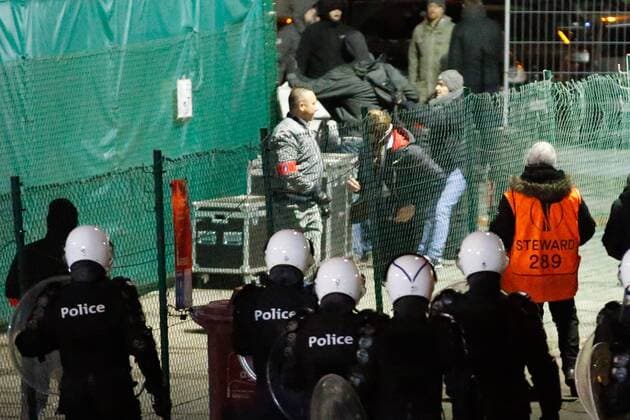 Illustration picture shows fighting supporters after the sixth and last game of the group stage (group G) of the Europa League competition between Belgian soccer team Standard de Liege and Dutch club Ajax Amsterdam in Liege, Thursday 08 December 2016. BRUNOxFAHY  x04994337x