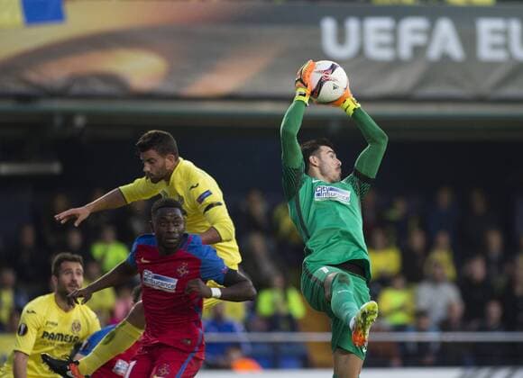 Europa Champions League match between FC Villarreal and Steaua Bukarest. In this picture, Asenjo. xCARMExRIPOLLESx 