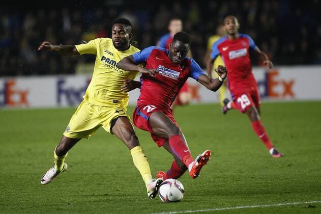 Champions League match between FC Villarreal and Steaua Bukarest. In this picture, Bakambu. xCARMExRIPOLLESx 