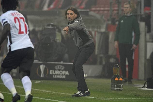 Martin Schmidt (Mainz), DECEMBER 8, 2016 - Football Soccer : Mainz head coach Martin Schmidt during the UEFA Europa League Group C match between 1. FSV Mainz 05 2-0 Gabala FK at Opel Arena in Mainz, Germany. Noxthirdxpartyxsales  (mmcb008483)