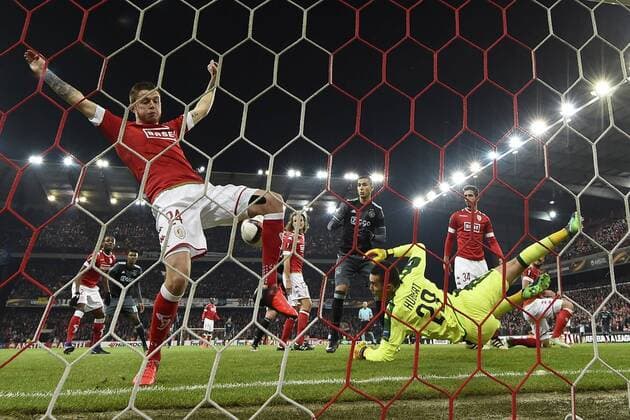 Corentin Fiore defender of Standard Liege, Guillaume Hubert goalkeeper of Standard Liege, Anwar El Ghazi of Ajax FOOTBALL : Standard Liege vs Ajax Amsterdam - Ligue europeenne UEFA - 08 12 2016 PhotoNews Panoramic  665589923