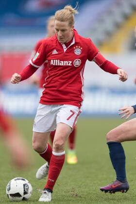 Im Bild Melanie BEHRINGER (FC Bayern München, 7), Fußball, Allianz Frauen Bundesliga, FC Bayern München - Turbine Potsdam, xmfx