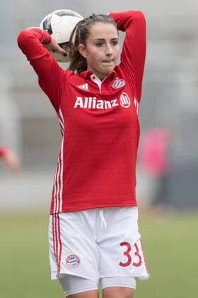 Im Bild Sara DÄBRITZ (Daebritz Dabritz, FC Bayern München, 33), Fußball, Allianz Frauen Bundesliga, FC Bayern München - Turbine Potsdam, xmfx